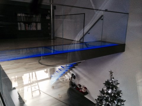 escalier verre